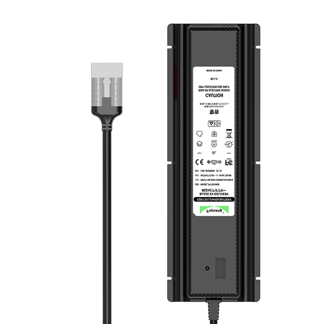 Chargeur de batterie 84V 10A LiFePO4 